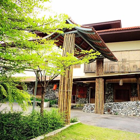 J. Park Hotel Chonburi Eksteriør billede